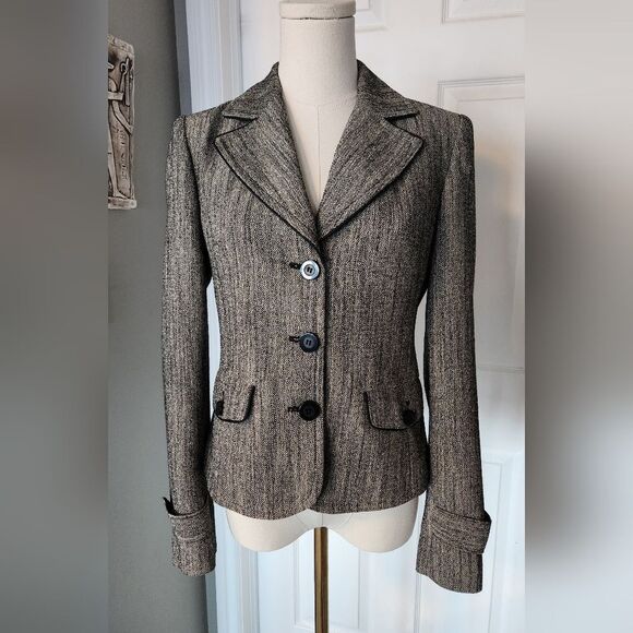 In Wear Brown Blazer - Size 8 - Picture 2 of 8